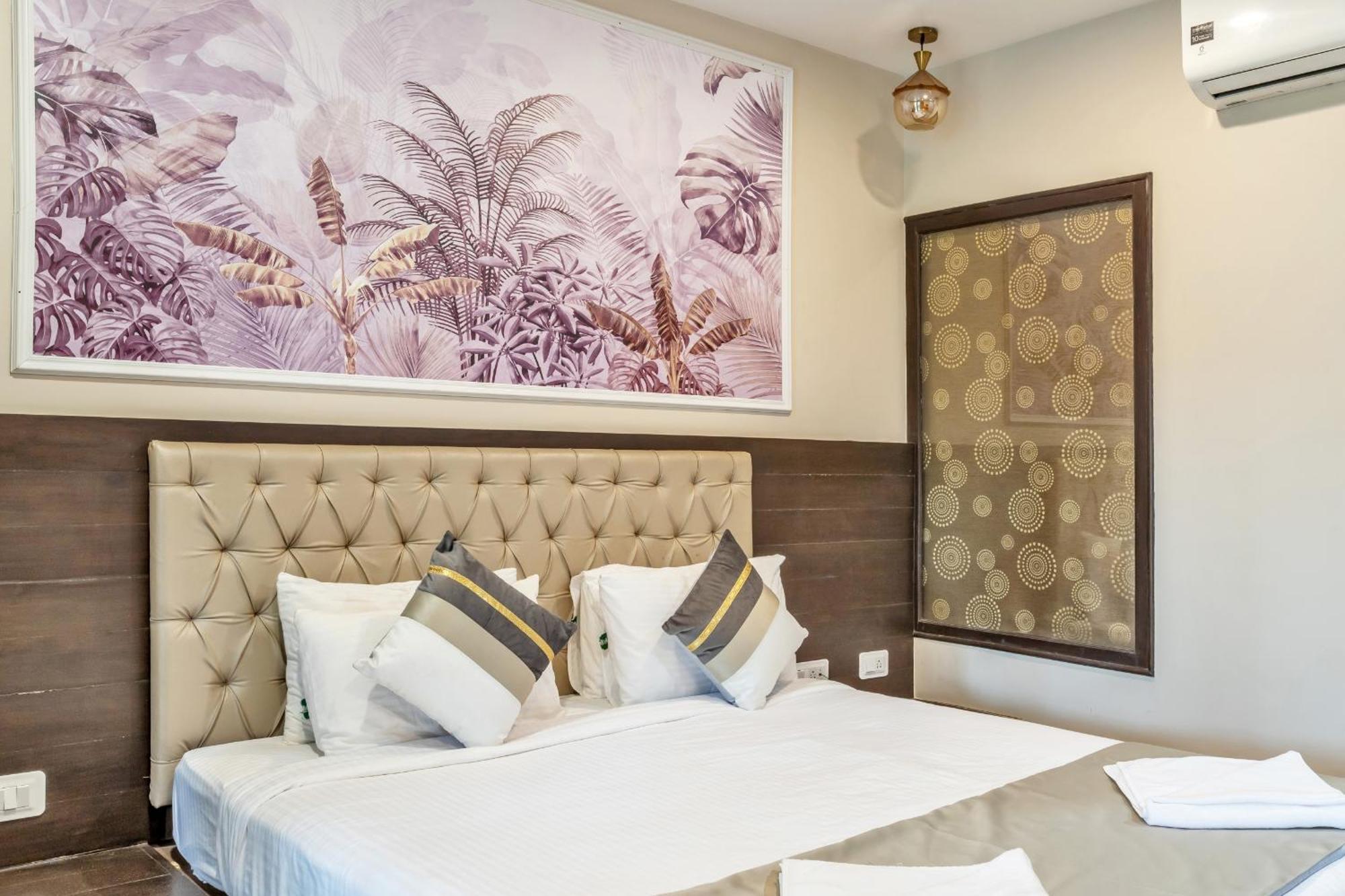 Skon Morjim Beach Resort By Orion Hotels Gamle Goa Eksteriør billede